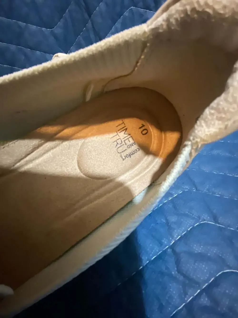 Time and Tru Women's Knit Comfort Slip-On Loafer Sneakers, Beige
